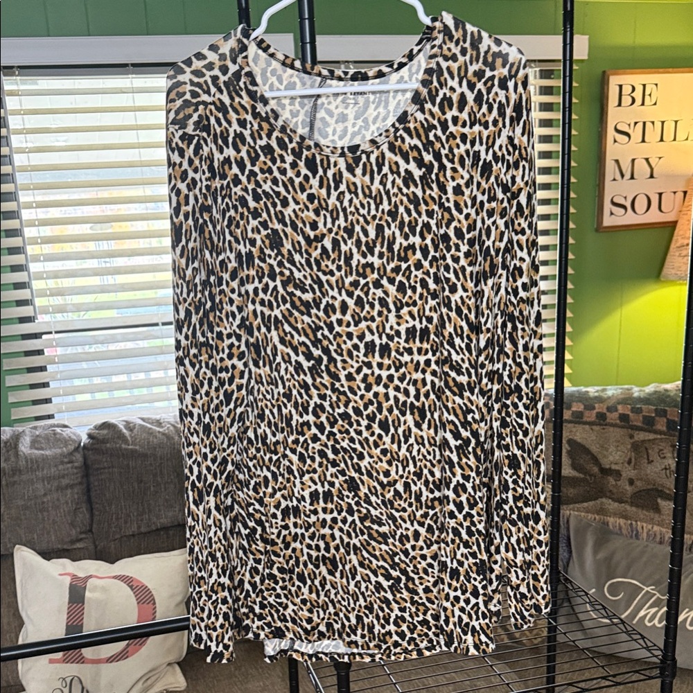 Leopard Print Long Sleeve Top